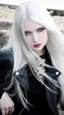 Elara moon